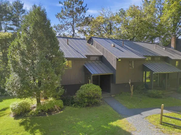 1299 Quechee Main Street, Hartford, VT 05059