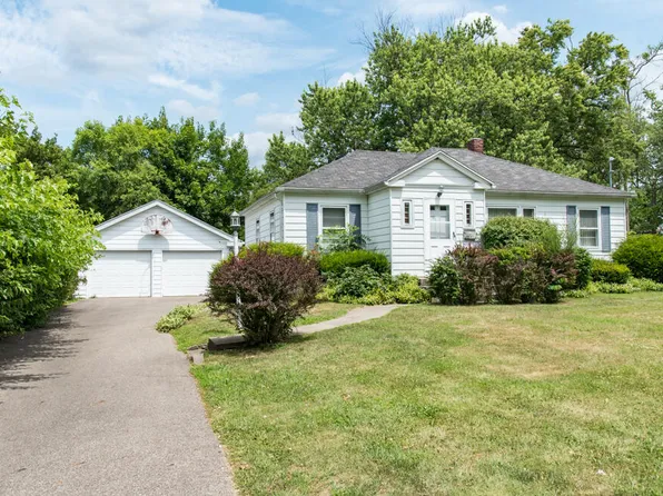 341 E Glenguile St, Parchment, MI 49004