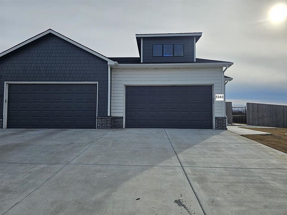 1st image of 5341-5343 Pinecrest Ct N