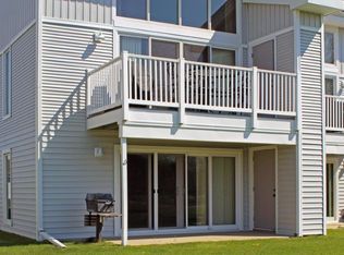 1407 S Delavan Club Blvd, Delavan, WI 53115