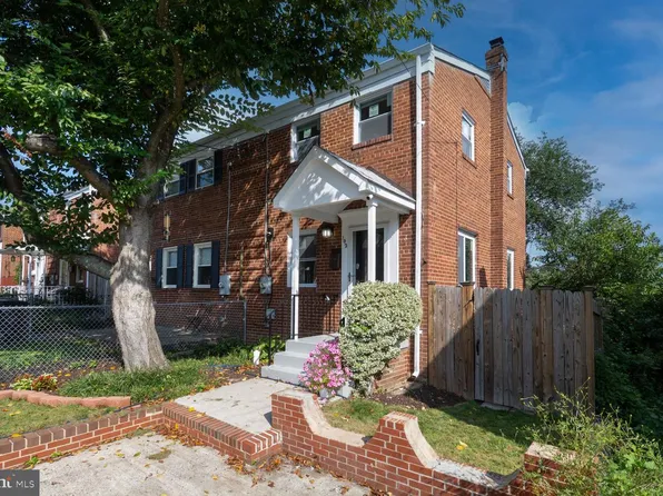 102 S Ingram St, Alexandria, VA 22304