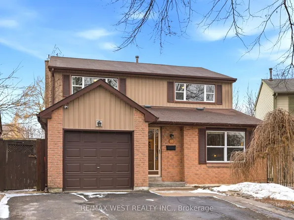 60 Majestic Cres, Brampton, ON L6S 3N2