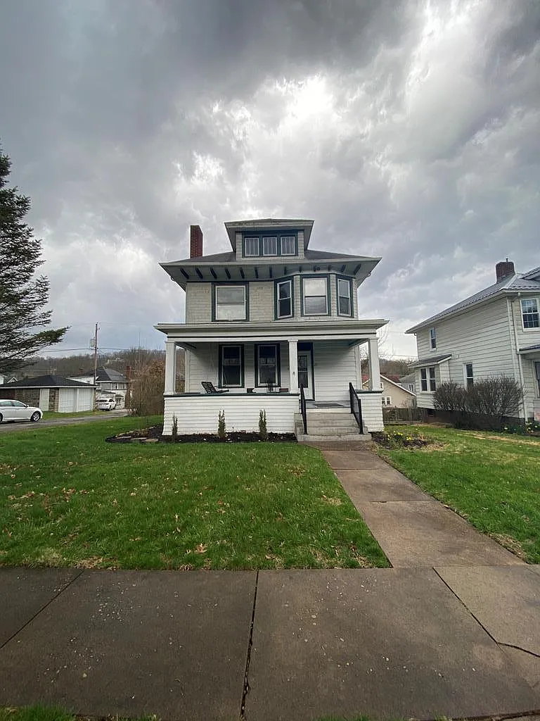 25 Greenwood Ave photo 1