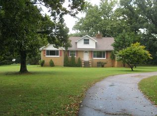 9213 Fairground Rd, Louisville, KY 40291