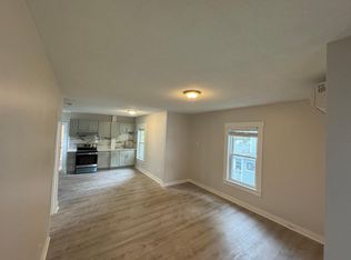 34 Sycamore St Floor 2, Lowell, MA 01852