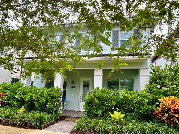 8028 Hobbes Way, Palm Beach Gardens, FL 33418