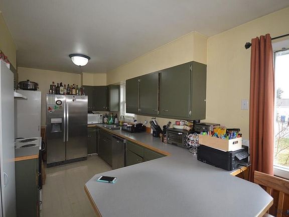 2nd image of 28 N Western Dr
