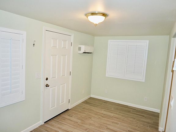 5th image of 10621 E Enid Ave