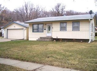 3079 Chambers St, Sioux City, IA 51104