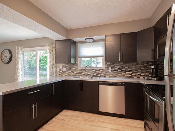 3rd image of 5334 Triple Crown Ct