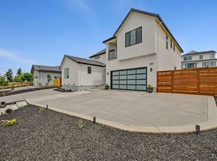 2003 Long Leaf Ct, Santa Rosa, CA 95403