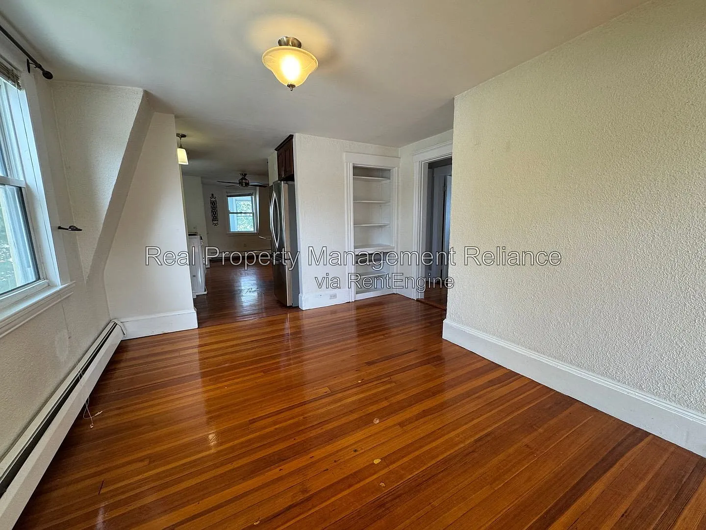 2 bed, 1.0 bath, 917 sqft, $2,450 — Photo 4