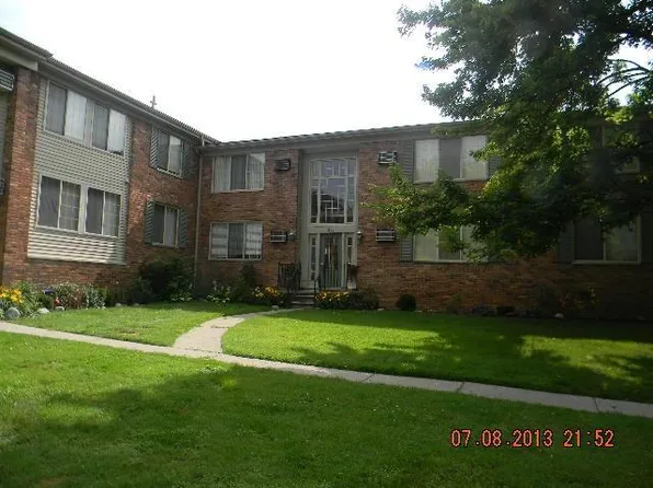 500 Romeo Rd Unit 104, Rochester, MI 48307
