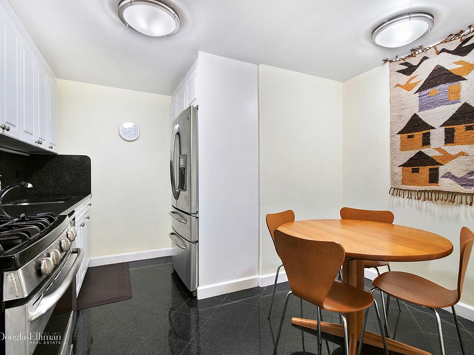 1st image of 415 E 52nd St APT 1HC