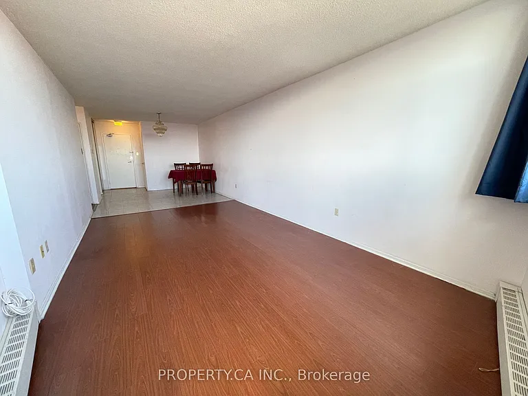 2050 Bridletowne Cir #1904 — Photo 2
