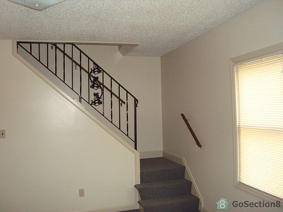 5th image of 997 E 17th Ave
