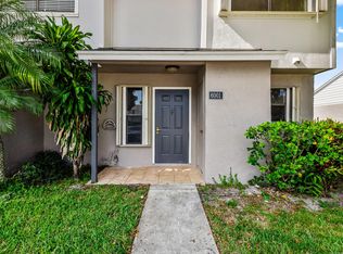 6001 Channel Dr, Greenacres, FL 33463