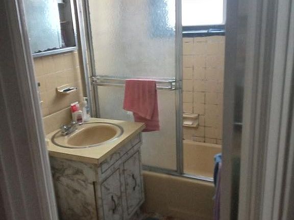 4th image of 4113 21st Ave