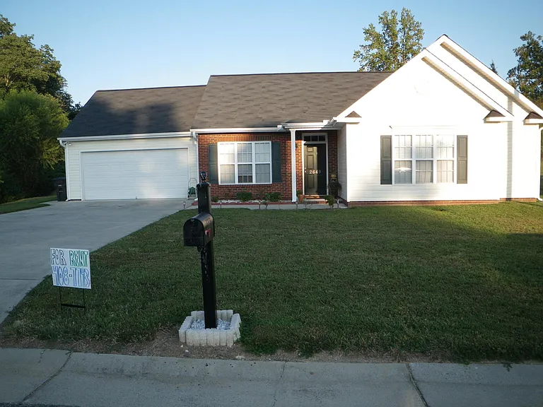 2649 Wynbrook Dr — Photo 1