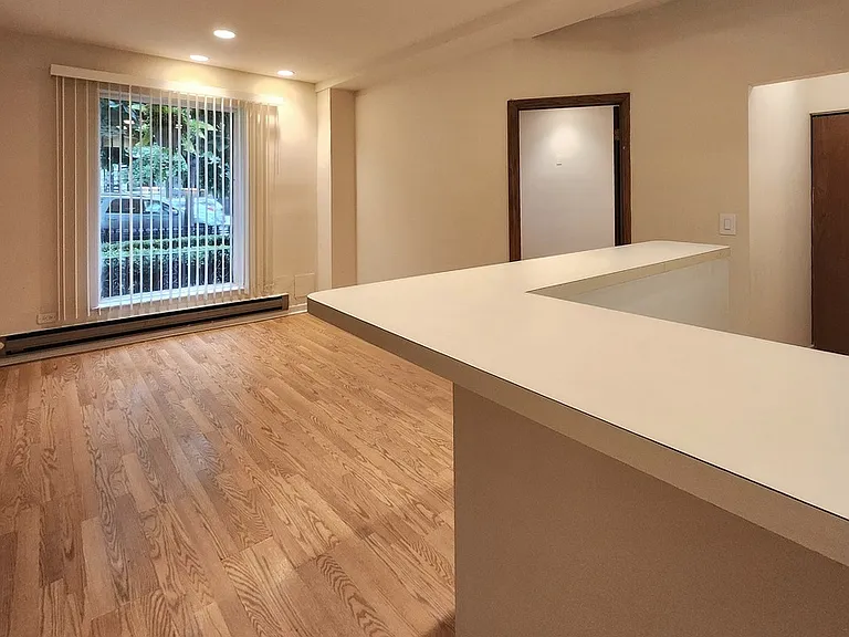 1504 N Dearborn Pkwy, Chicago, IL — Photo 87