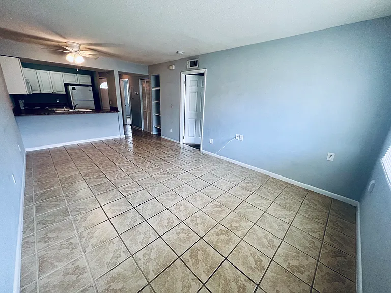 25-E - Livingroom 2_05132026