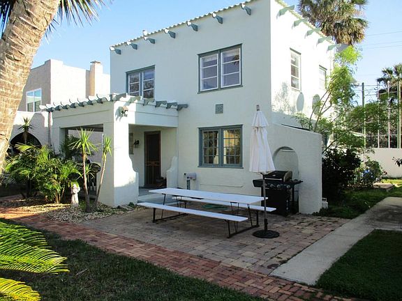 3rd image of 3 Clarendon Ct
