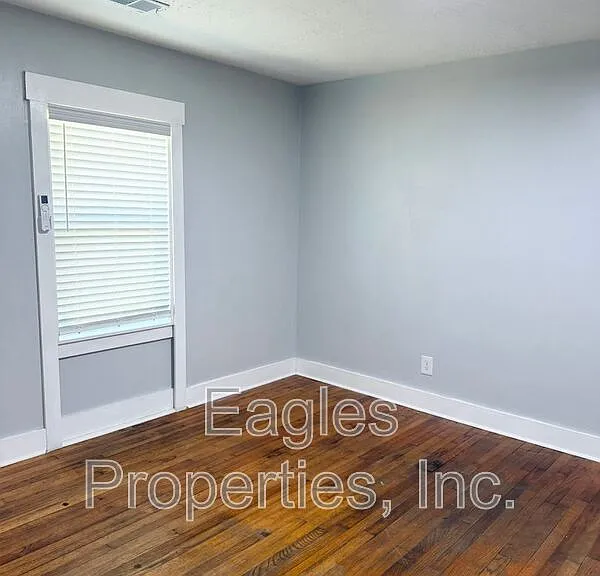 1901 Peachtree St #D — Photo 5