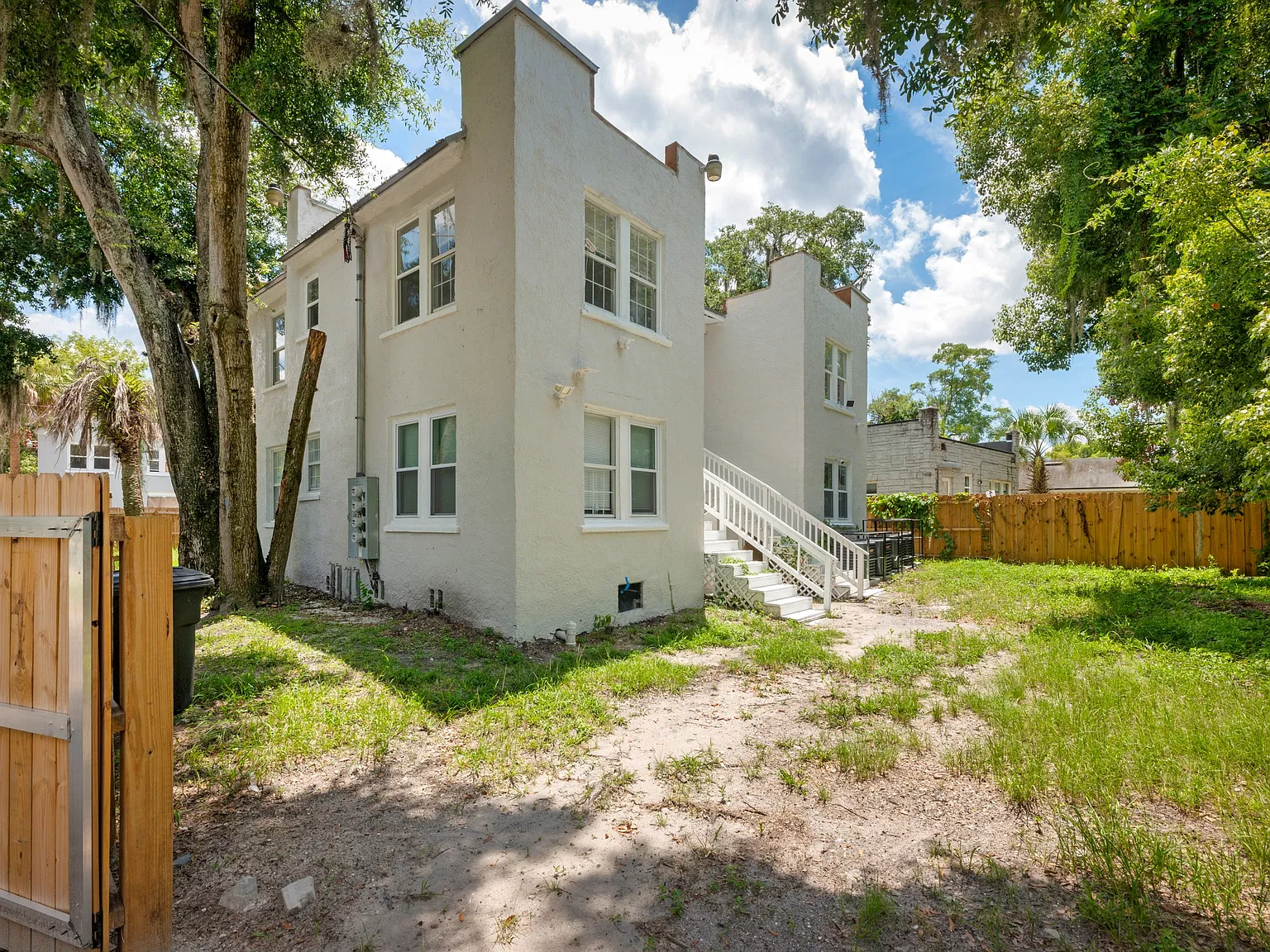 3524 Boulevard — Photo 3