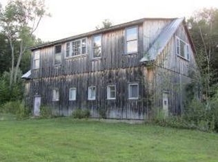 90 Green Woods Rd, Richmond, NH 03470