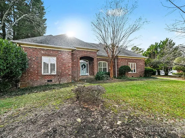 7716 Red Oak Ln, Charlotte, NC 28226