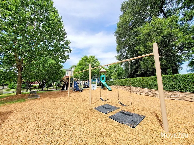 17011 Hedgerow Park Rd — Photo 48