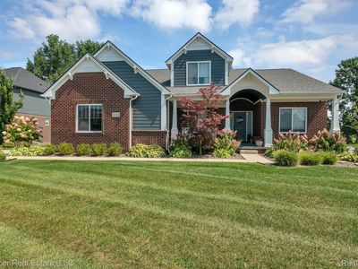 24308 Sheringham Dr, South Lyon, MI, 48178