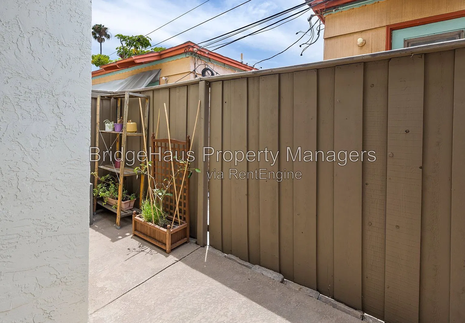 2 bed, 2.0 bath, 776 sqft, $2,995 — Photo 3