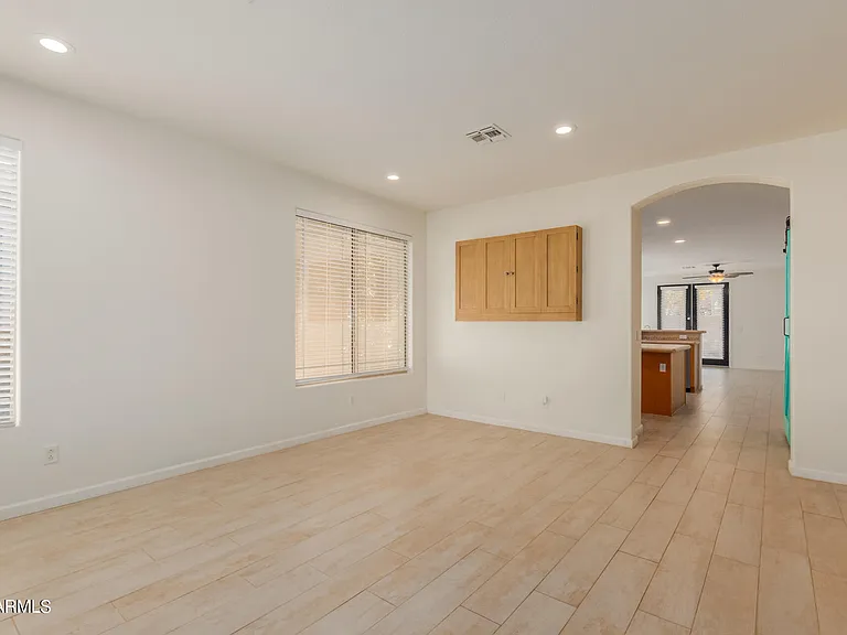 3441 E Bruce Ave — Photo 10
