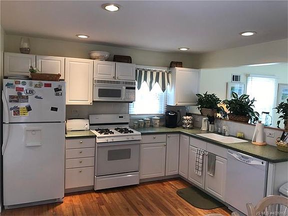 5th image of 43 N 24th St