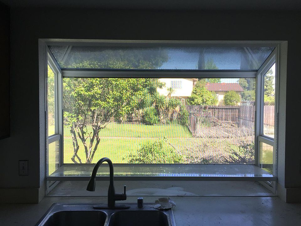 1st image of 30 Loma Mar Ct