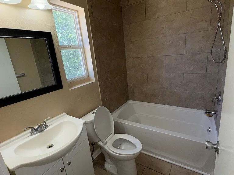 245 Deerwood Dr #245 — Photo 9