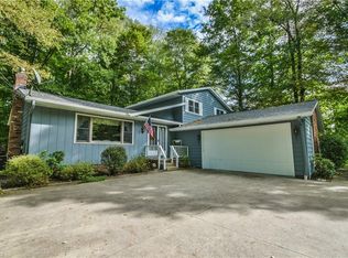 8189 S Bedford Rd, Macedonia, OH 44056