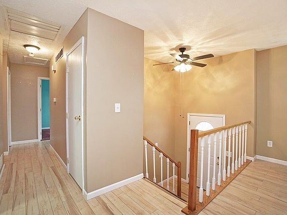 5th image of 987 San Angelo Dr