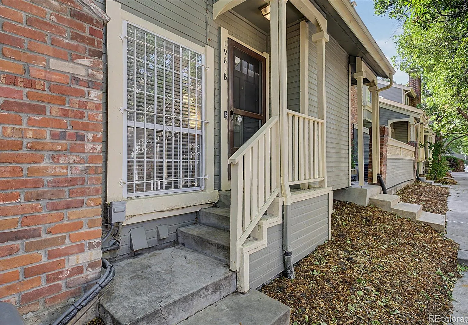 3 bed, 2.0 bath, 1264 sqft, $2,750 — Photo 2