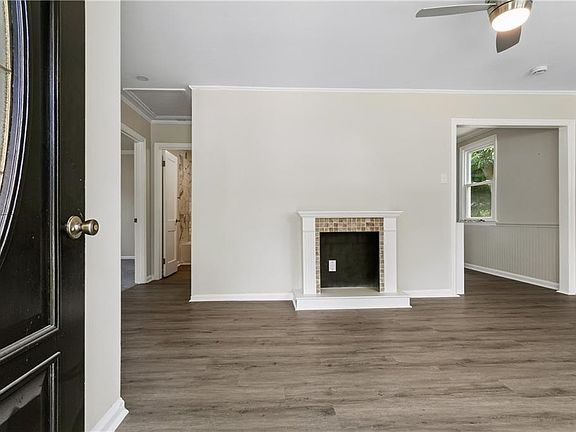 3rd image of 2811 Ryland Rd