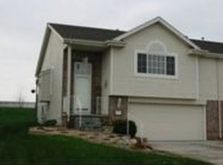 7338 S 174th St, Omaha, NE 68136