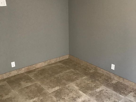 4th image of 726 Bradley St