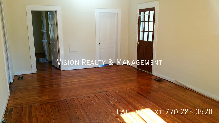 617 Spring St — Photo 4