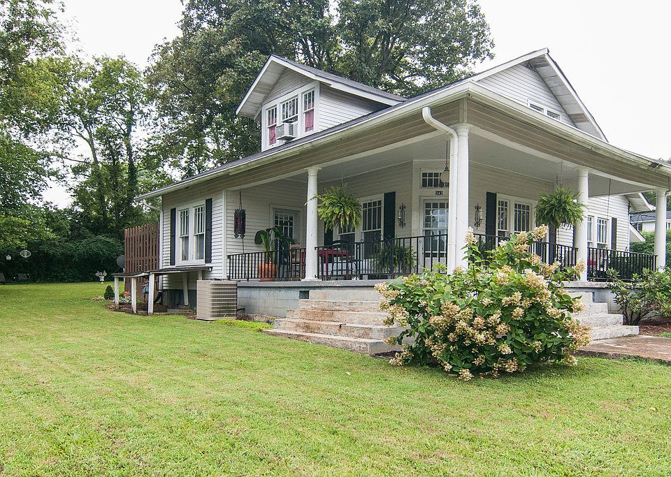 1st image of 342 W View Dr