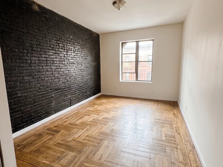 66 Pinehurst Ave #E1 — Photo 10