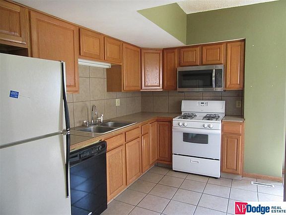 4th image of 4421 S 18th St