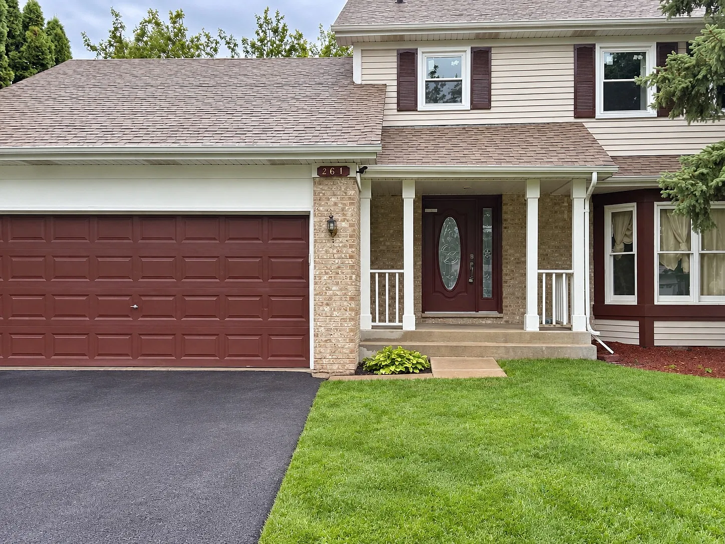 4 bed, 1910 sqft, $3,995 — Photo 1