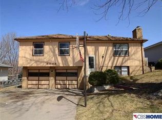 3006 Coffey Ave, Bellevue, NE 68123