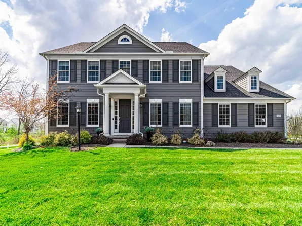 7425 Steeplechase Ln, New Albany, OH 43054
